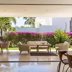 Villa Loran