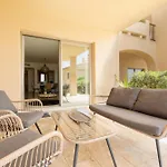 Modern And Luxurious Holiday Home With Sea Views In Benahavis