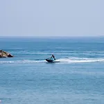 Encanto Andaluz Second Line Of The Beach Center Lor