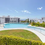 Modern Apartment Pedro, Higueron Reserve