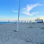 Sea Views Sanatori Beach, Barcelona