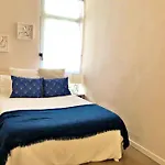 Oasis De Tranquilidad Y Estilo En Los Cristianos De Membrillo Suites