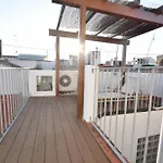 Gran Apartamento Con Terraza Cerca A Las Torres De Serrano