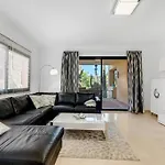 Gorgeous Apartment, 3Br With Pool And Terrace