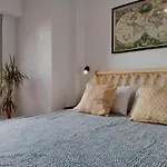 Hostal El Perello, Valencia