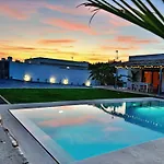 Villa Chalet Las Olivas
