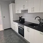 2 Bedroom Apartment La Cala Mijas, Butibamba