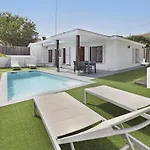 Casa Con Piscina Privada En Sitges