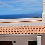 Santiago Beach, Los Cristianos Apartment With Air Conditioning