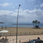 Apto A Pocos Metros De Playa En El Centro De Garrucha