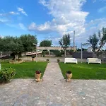 Casa De Madera Con Piscina En Cambrils