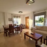 Amplio Apartamento Duplex Con Piscina