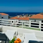 Tranquil Hillside With Oceanview And Pool