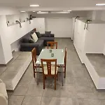Celestina Apartment, Piscinas, Parking Gratis, A 5 Min De Torre Del Mar