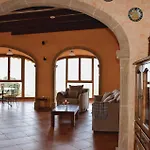 3 Bedroom Beautiful Home In Oliva