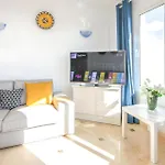 Cozy Apartment In Mijas Costa With Kitchen