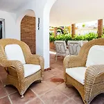 Gorgeous Home In Riviera Del Sol With Kitchen