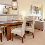 2 Bedroom Gorgeous Apartment In Manilva