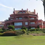 Marbella Beachside Apartment In 5 Star Gated