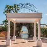 2 Bedroom Lovely Apartment In Oropesa Del Mar