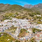 Apartment In Residencial La Fuente