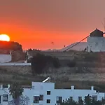 Spacious Private Vejer Patio Home