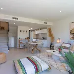 Comfort, Space, Terraces & Great Views