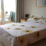 Stunning Golf View Apt, Miraflores Golf