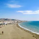 Nice Apartment In La Cala Del Moral With Kitchen