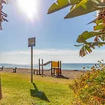Nice Apartment In La Cala Del Moral With Kitchen