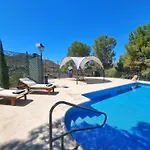 Oasis En La Montana- By Aloha Palma