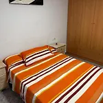 Attractive Apartment With Garden