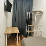 Apart Granollers Centre