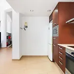 Loft Contemporary 1 Min Beach