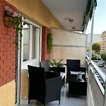 Apartmento De 3 Habitaciones Con Vistas Al Mar