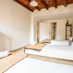 Huge And Modern 4 Bedroom Apartment Next To Paseo De Gracia