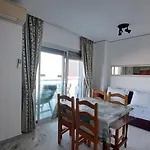 Lindo Piso Frente Al Mar