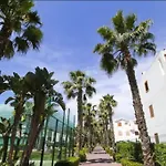 Lovely Apartment Next To The Beach La Pineda