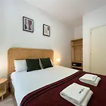 Stay U-Nique Apartments Urgell