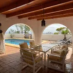 Ferienhaus In Mojacar Mit Garten, Grill Und Terrasse Und Meerblick Und Neben Dem Strand