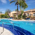 Nice Apartment In Calahonda With Wifi
