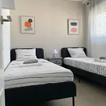 Mikonos V Solo Familias