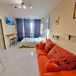 La Colina Studios