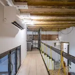 P2Amp1057 - Magnific 3Br Apartment In The Ghotic