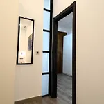 Fabrica Del Lujo En El Centro De Malaga