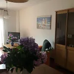 Acogedor Apartamento En La Plaza Del Pueblo