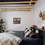 Mwitu - 2 Bedroom And Balcony In Poblenou