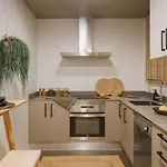 Baka - 2 Bedroom With Terrace In Sant Gervasi