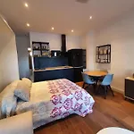 Tu Apartamento Vacacional - Completamente Renovado 50M Playa