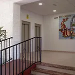 Estudio Con Hermosas Vistas